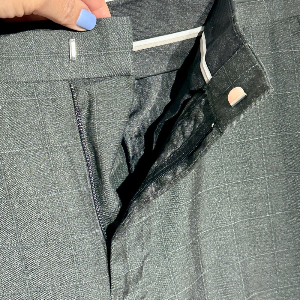 Perry Ellis Men's Dress Flat Front Dress Pants - Picture 6 of 10